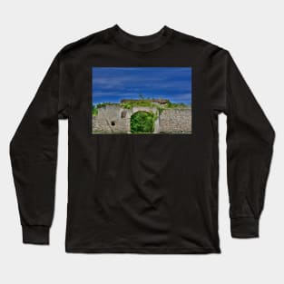 Derelict Italian Farmhouse Walls Long Sleeve T-Shirt